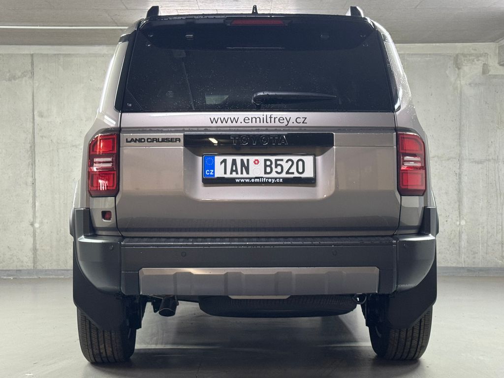 toyota-land-cruiser-executive-2-8l-diesel-48v-mhev - 5