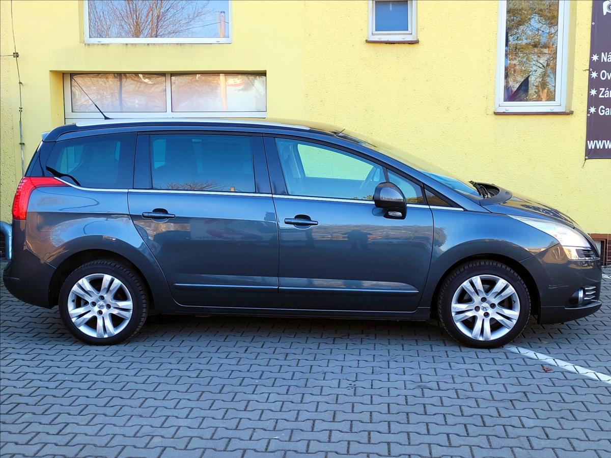 peugeot-5008-1-6-t-sw-digiklima - 4