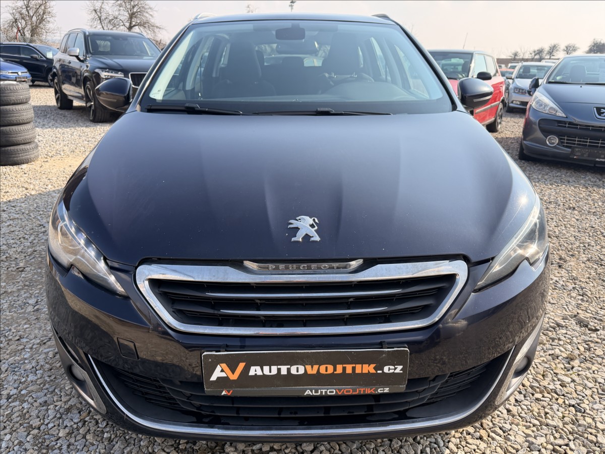 peugeot-308-2-0-hdi-110kw-panorama - 1