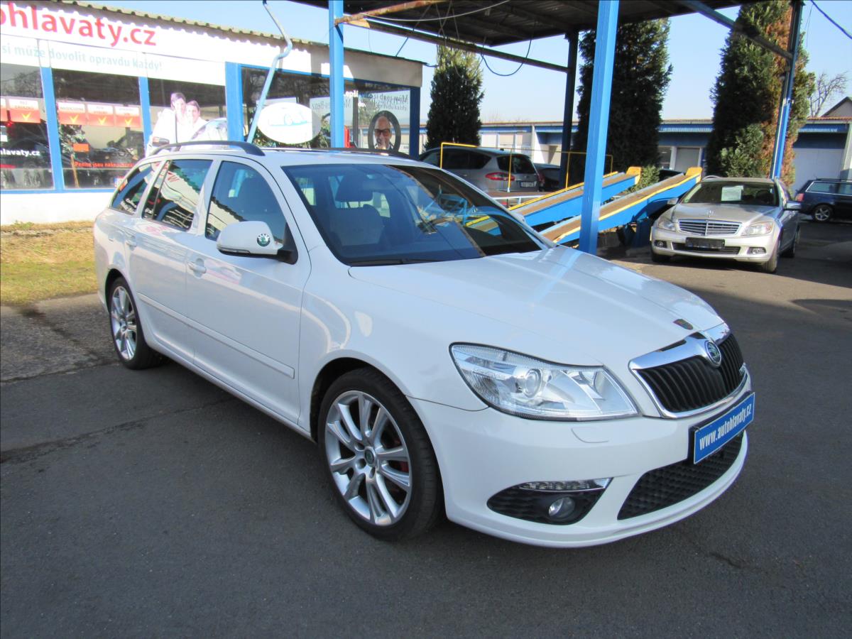 skoda-octavia-2-0-tsi-rs-147kw-combi - 2