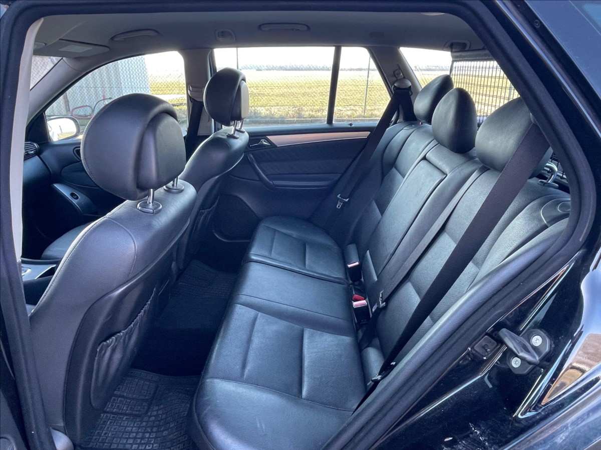 mercedes-benz-tridy-c-2-2-220-cdi - 8