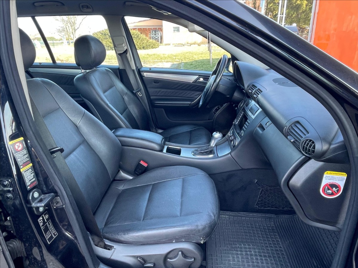 mercedes-benz-tridy-c-2-2-220-cdi - 9