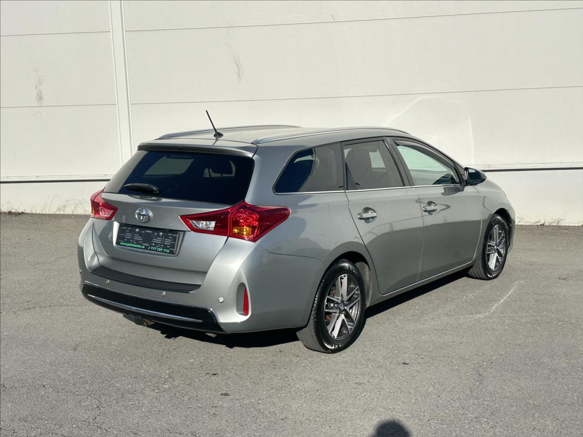 toyota-auris-1-6-exclusive-tazne - 2