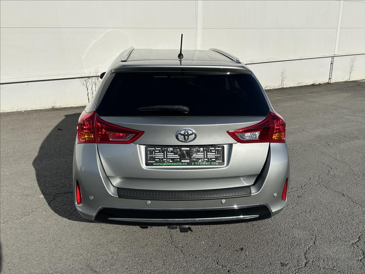 toyota-auris-1-6-exclusive-tazne - 3