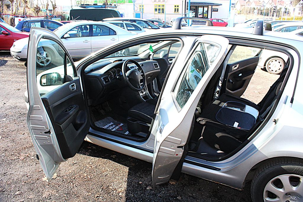 peugeot-307-2-0-hdi-66-kw - 8