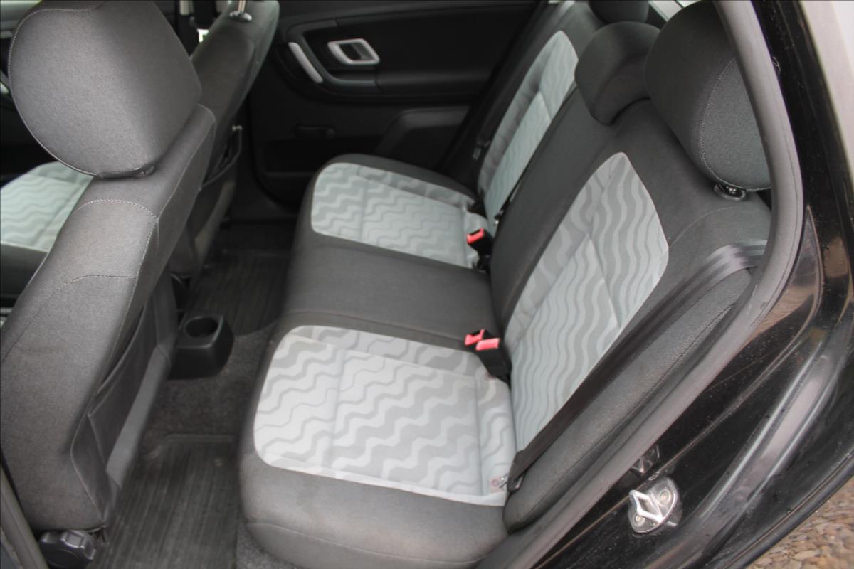 skoda-fabia-1-4-16v-63kw-1-maj - 7
