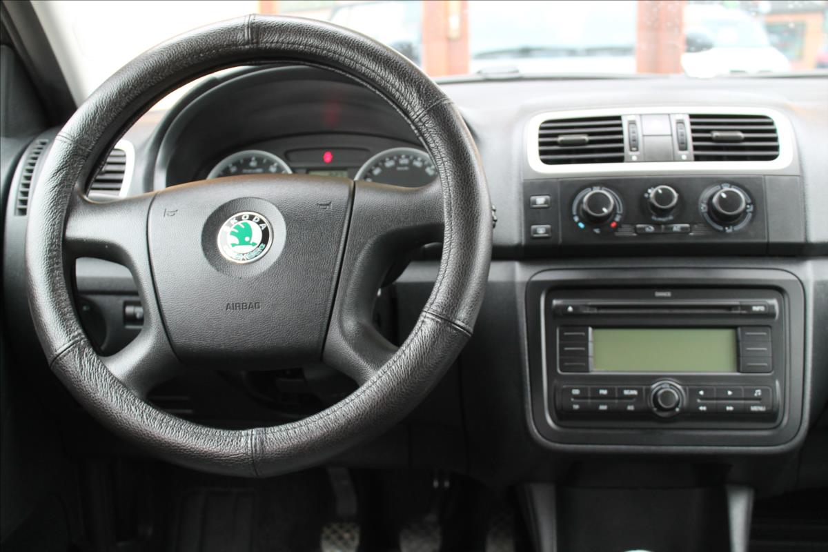 skoda-fabia-1-4-16v-63kw-1-maj - 9
