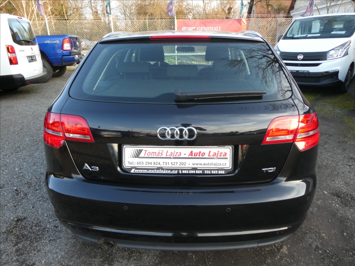 audi-a3-1-6-tdi-77kw-serviska-digi-klima - 7