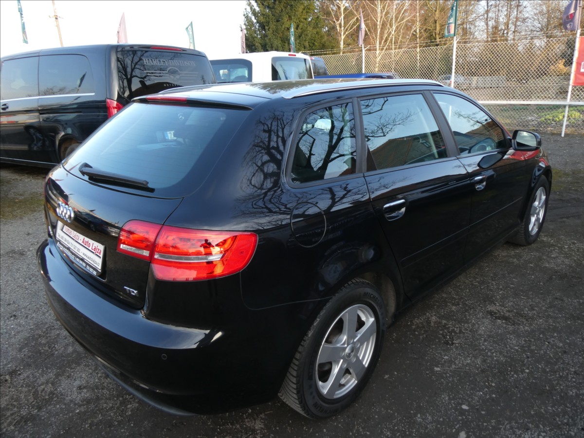 audi-a3-1-6-tdi-77kw-serviska-digi-klima - 8