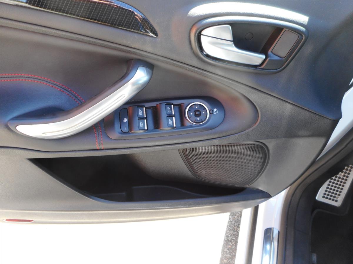 ford-s-max-2-0-i-titanium - 9