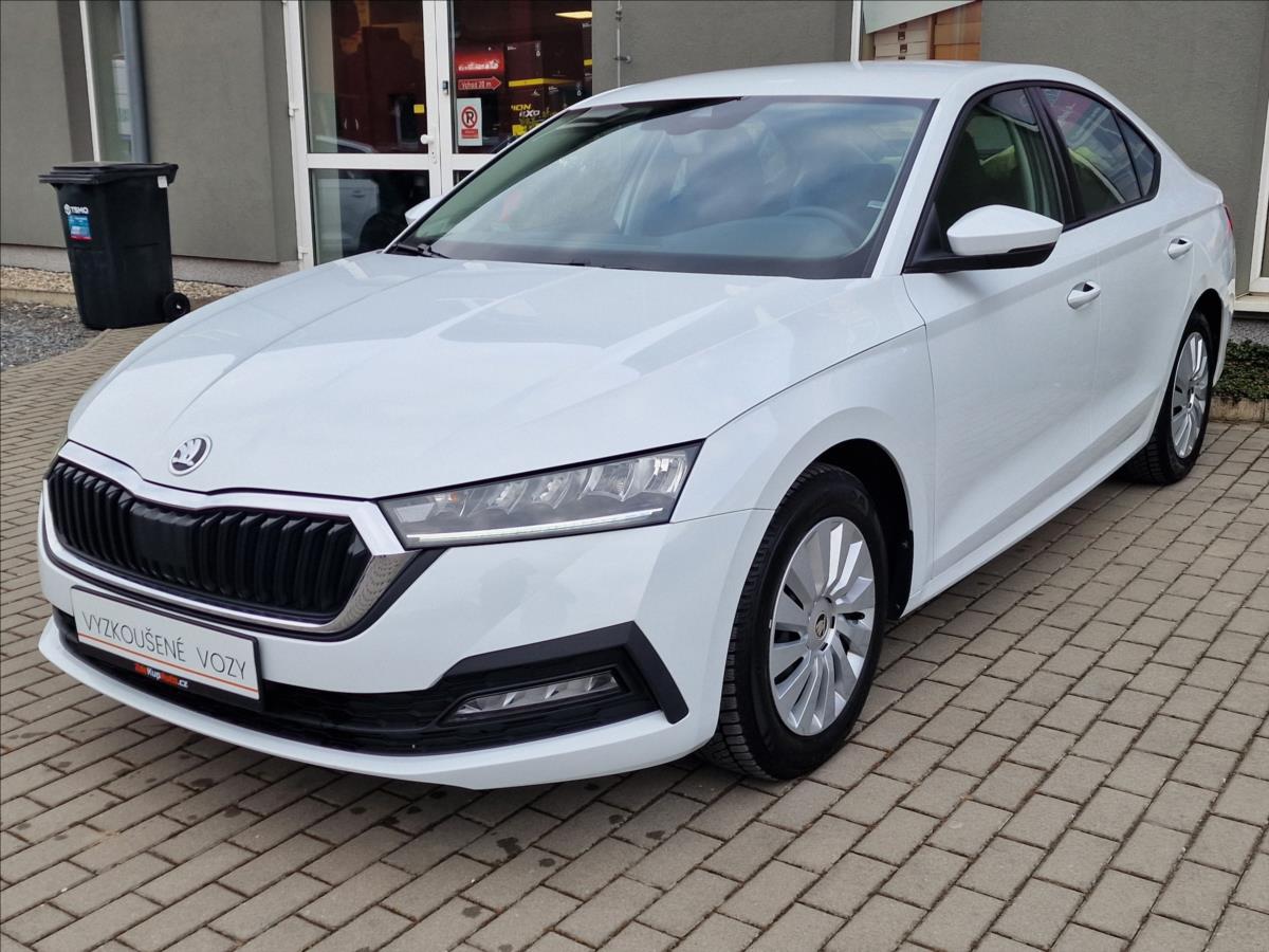 skoda-octavia-1-0-tsi-81kw-puvod-cr-1-maj - 4