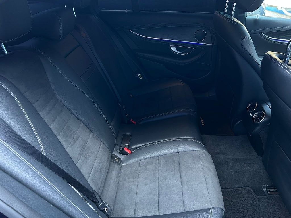 mercedes-benz-tridy-e-amg-4matic-dph - 7