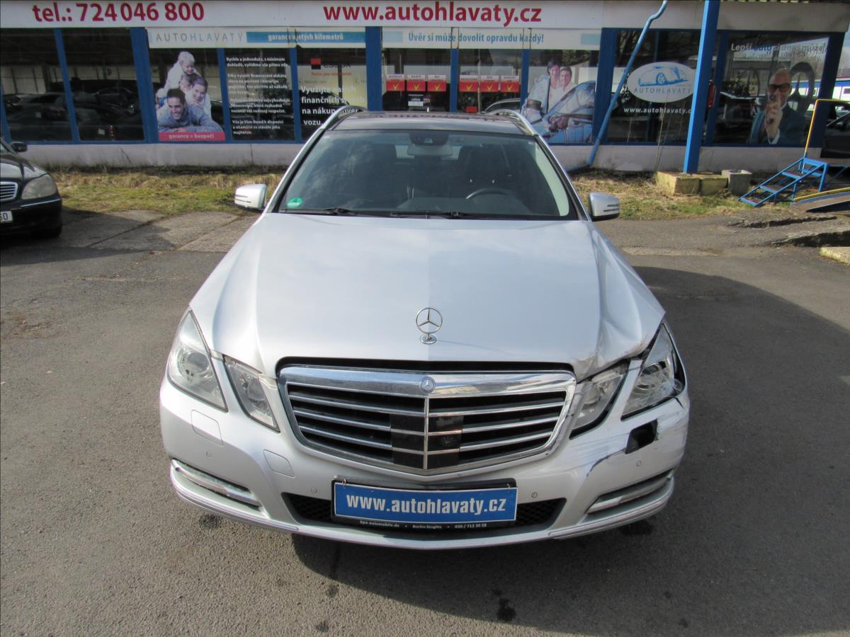 mercedes-benz-tridy-e-1-8-200-cgi-t-blueefficiency-automat-elegance - 1
