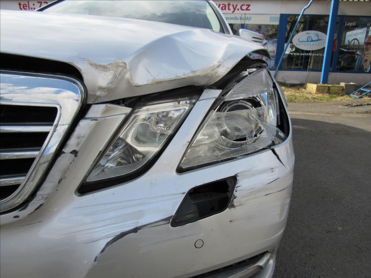 mercedes-benz-tridy-e-1-8-200-cgi-t-blueefficiency-automat-elegance - 9