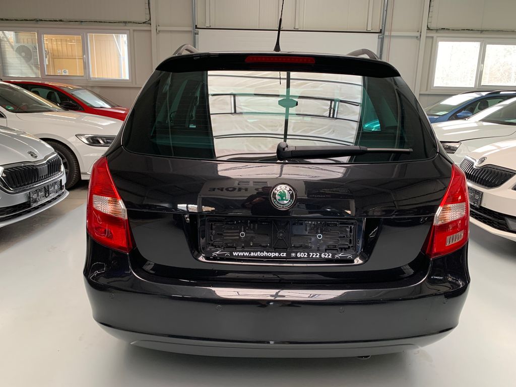 skoda-fabia-combi-1-2-tsi-ambition - 4