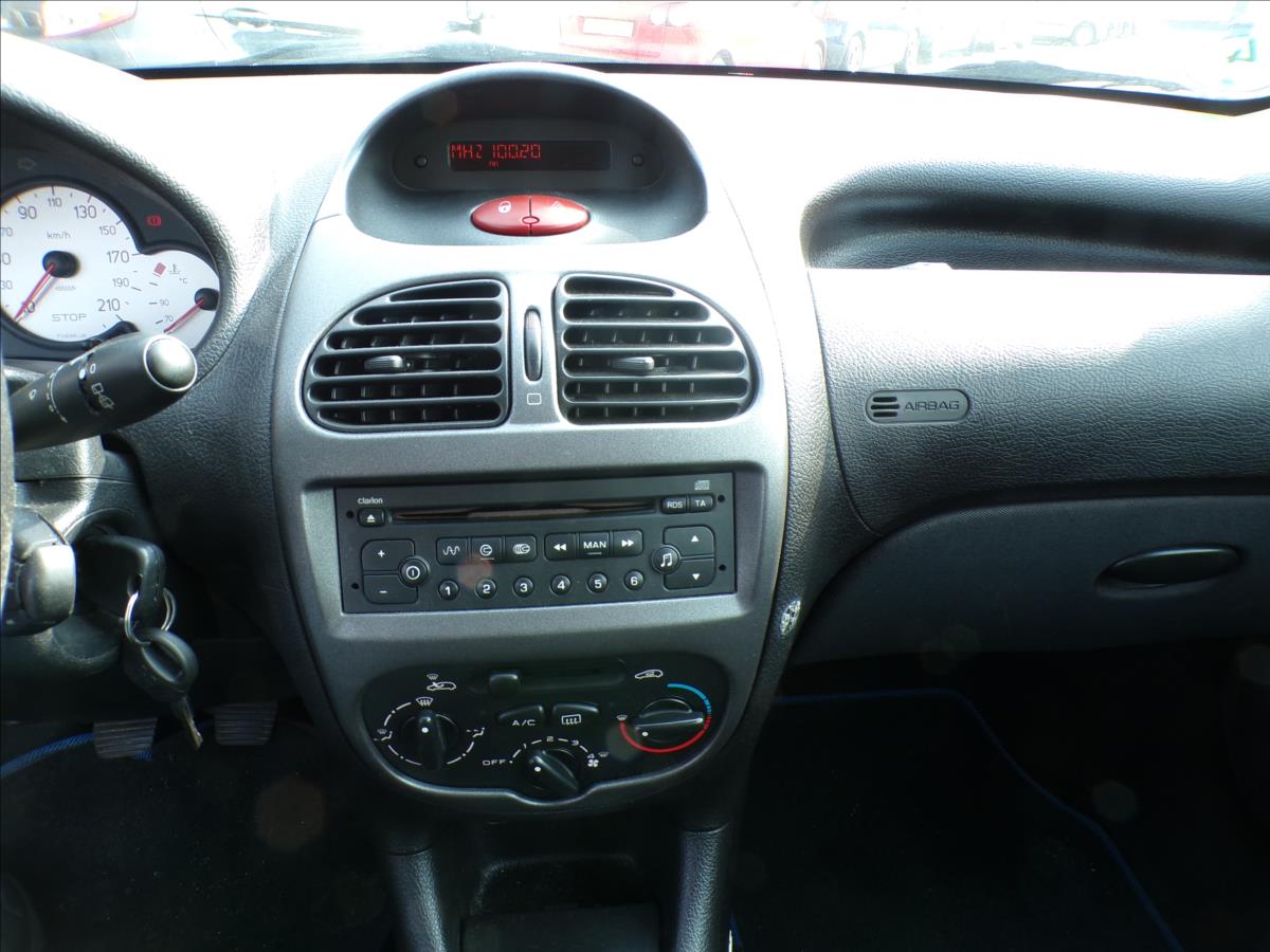 peugeot-206-1-4-i-1-majitel - 7