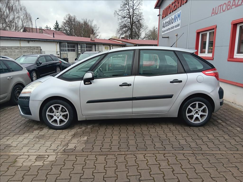 citroen-c4-picasso-1-6 - 1