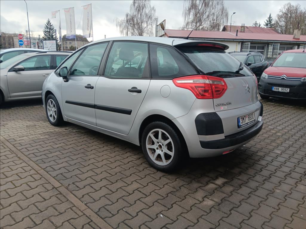 citroen-c4-picasso-1-6 - 2