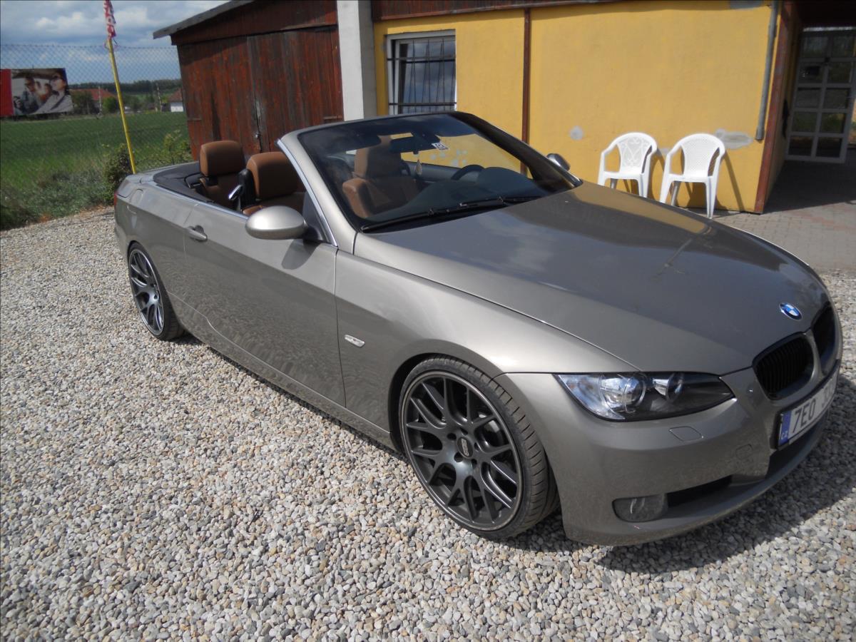 bmw-rada-3-3-0-325i-160kw-m-packet-cabrio - 2
