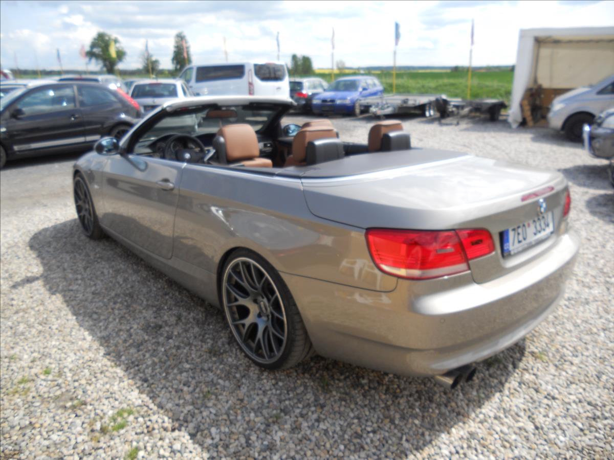 bmw-rada-3-3-0-325i-160kw-m-packet-cabrio - 7