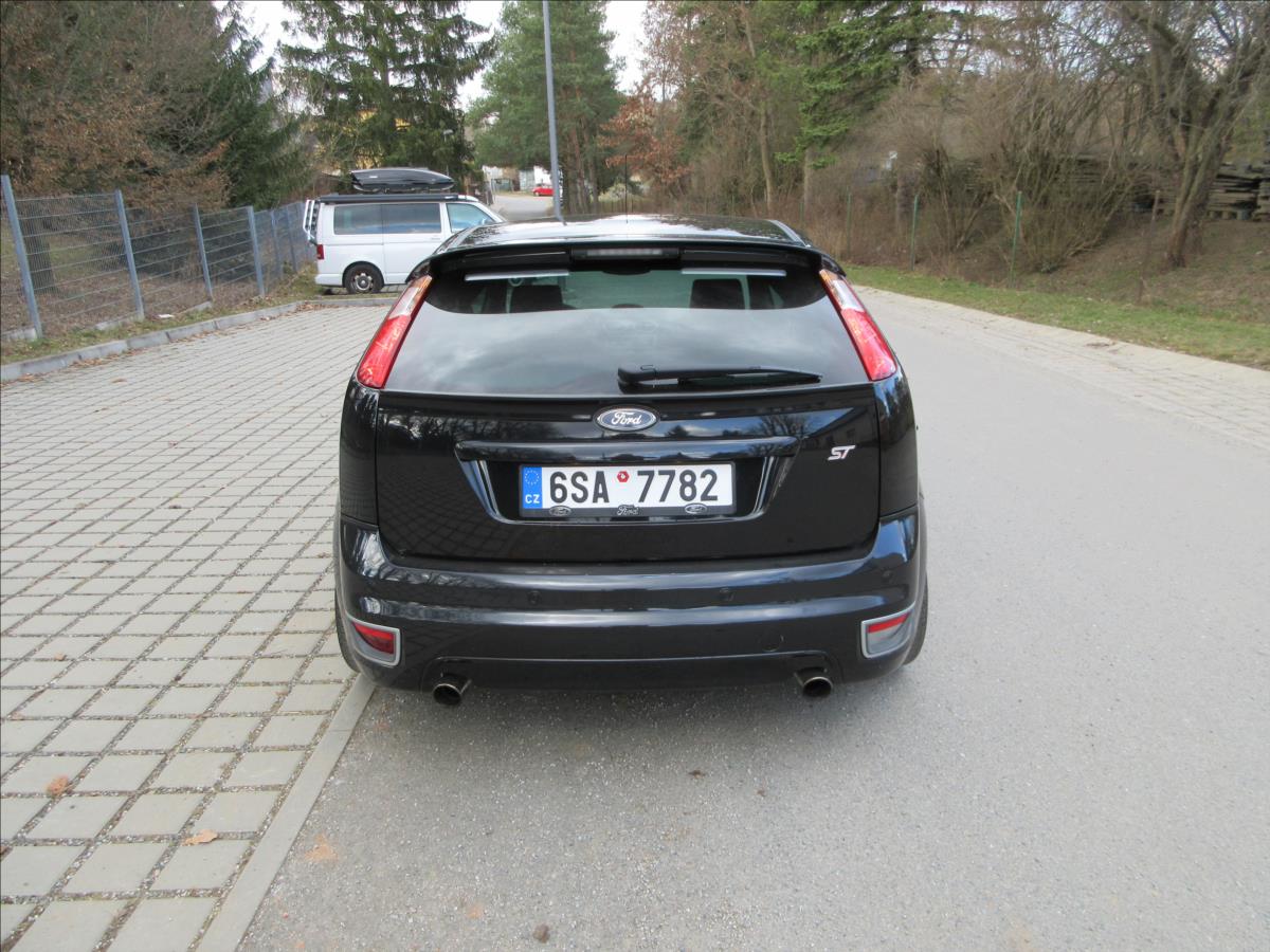 ford-focus-st-225-2-5i-166-kw-top-stav - 7