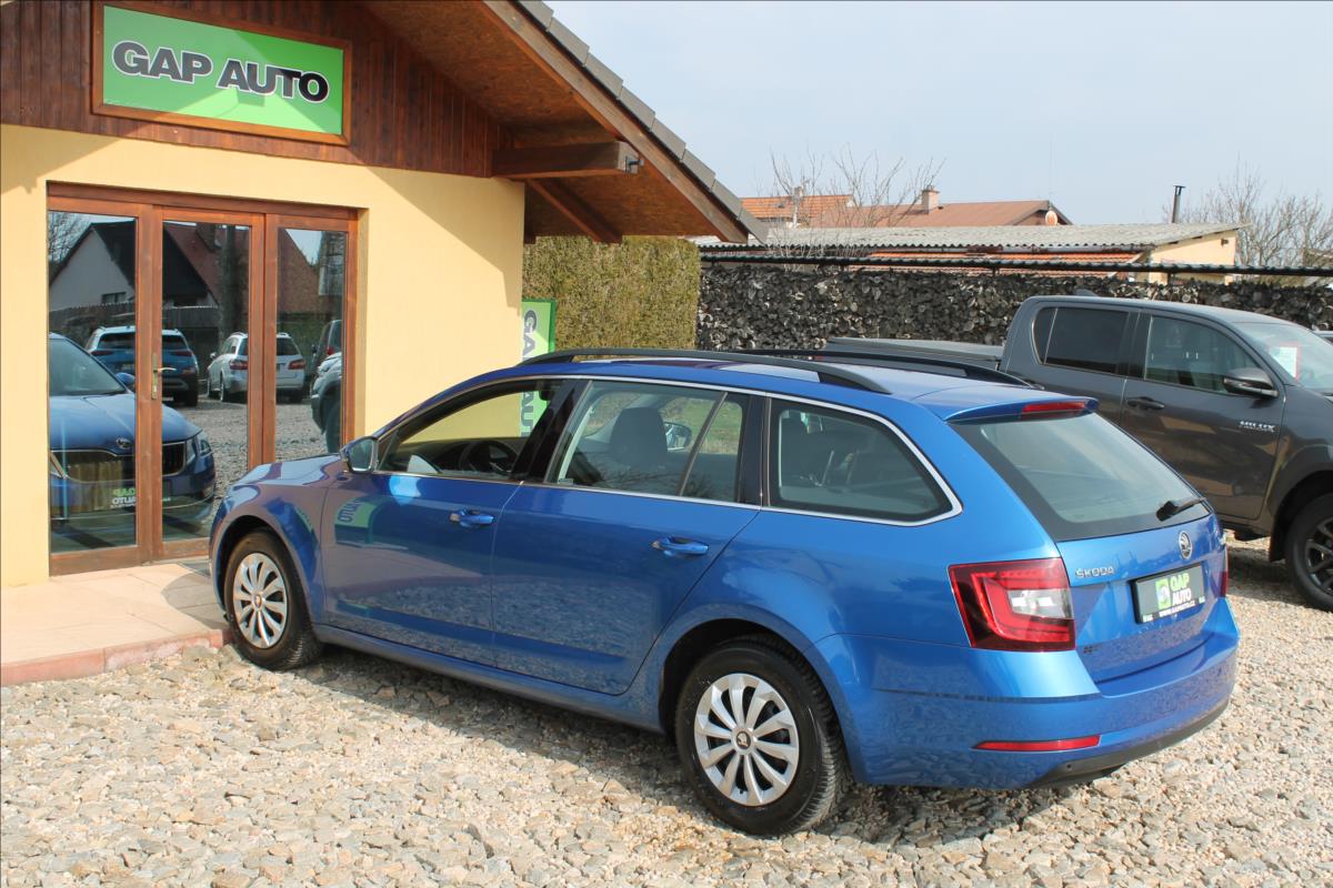 skoda-octavia-1-6-tdi-85kw-cr-1-maj-style - 3