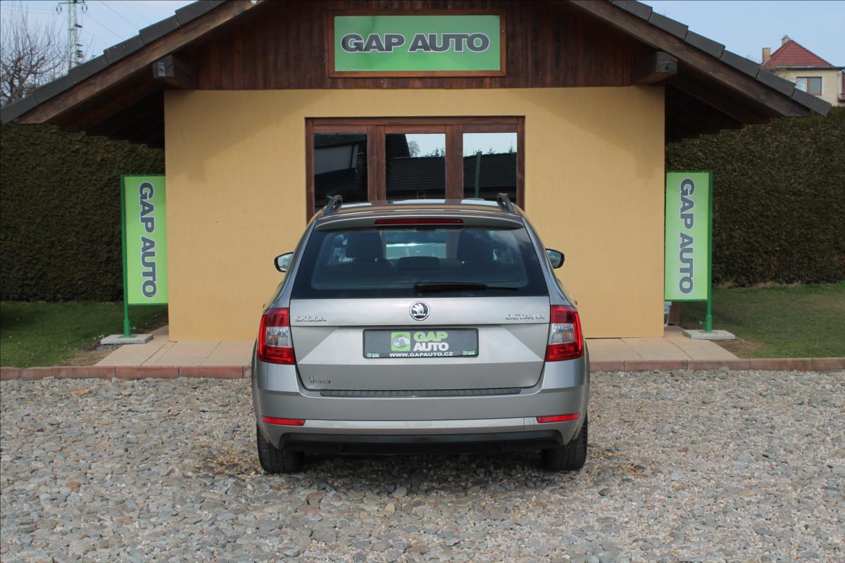 skoda-octavia-1-6-tdi-85kw-cr-ambition - 4