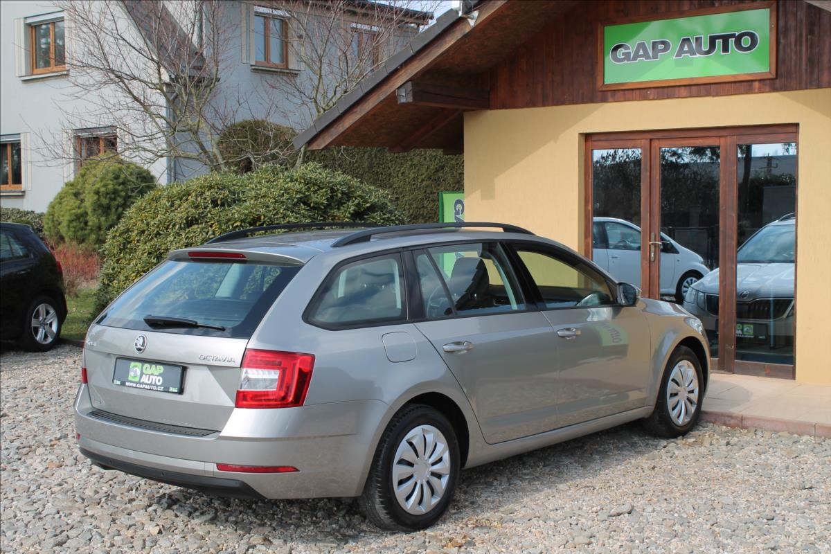 skoda-octavia-1-6-tdi-85kw-cr-ambition - 5