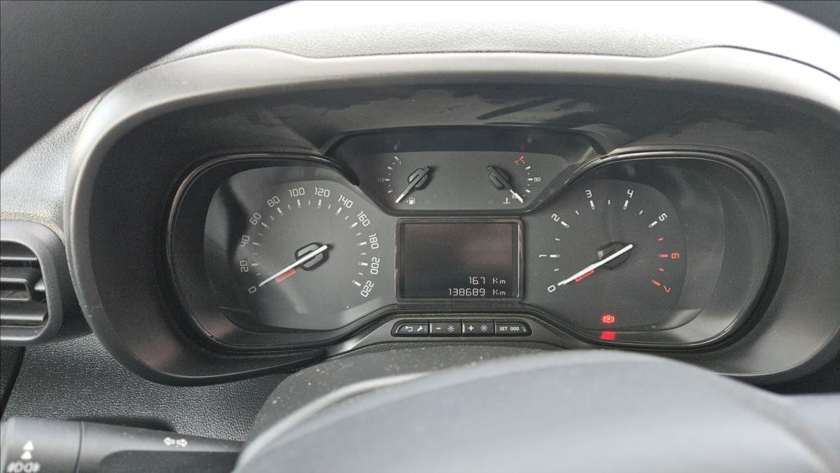 citroen-berlingo-1-5-hdi-xl-l2-75 - 9