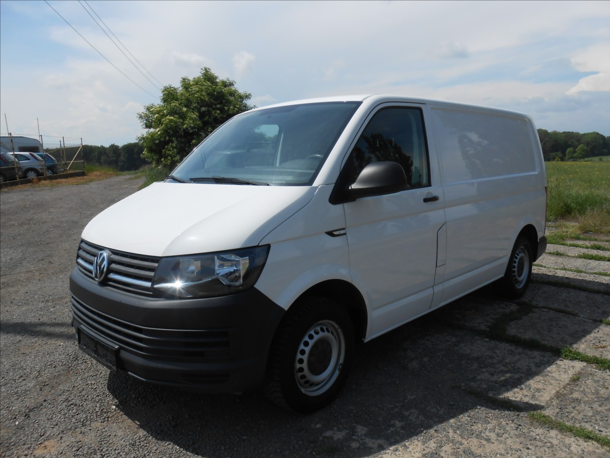 volkswagen-transporter-2-0-tdi-75-kw-3-mista-serviska - 1