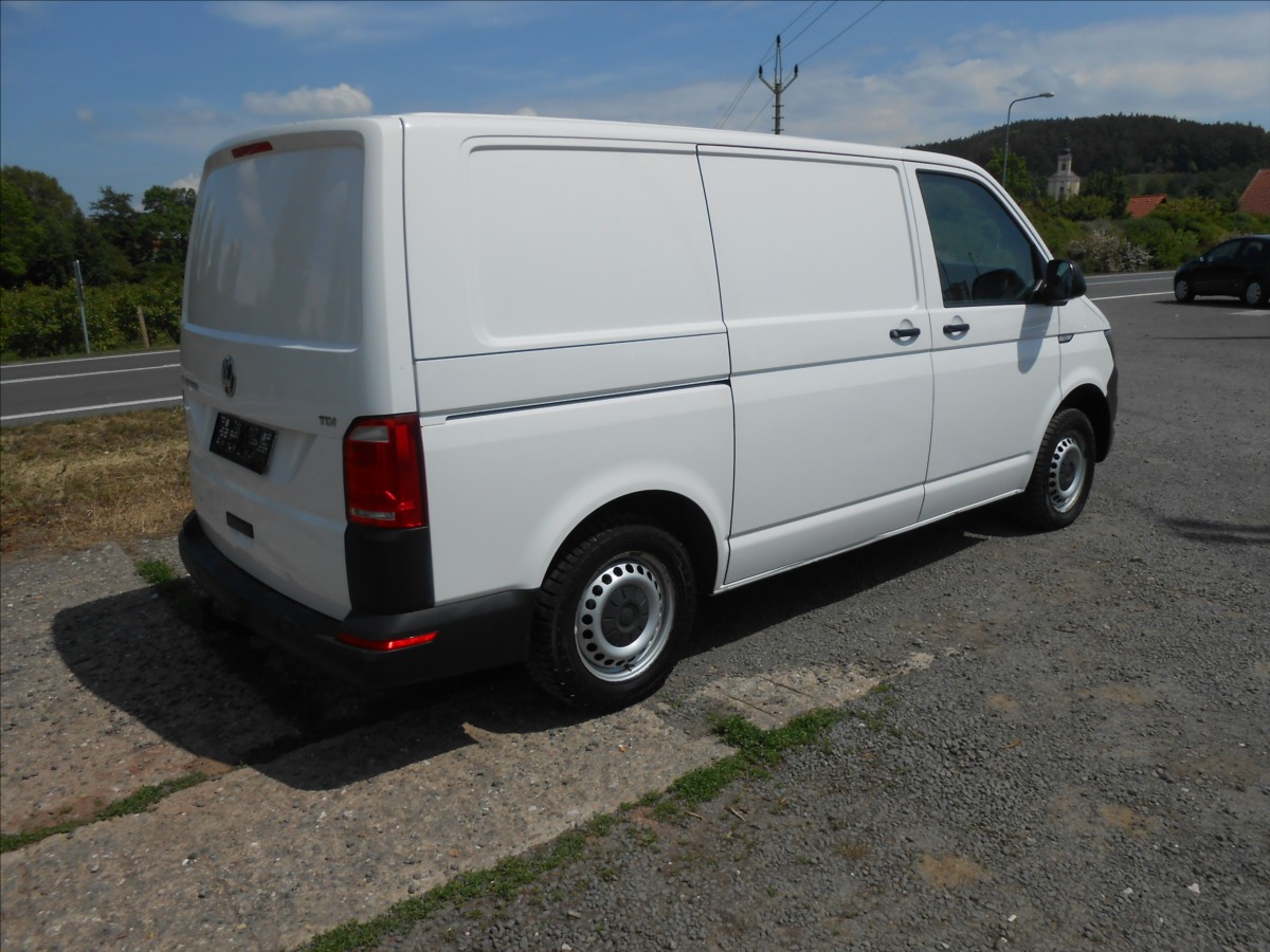 volkswagen-transporter-2-0-tdi-75-kw-3-mista-serviska - 7