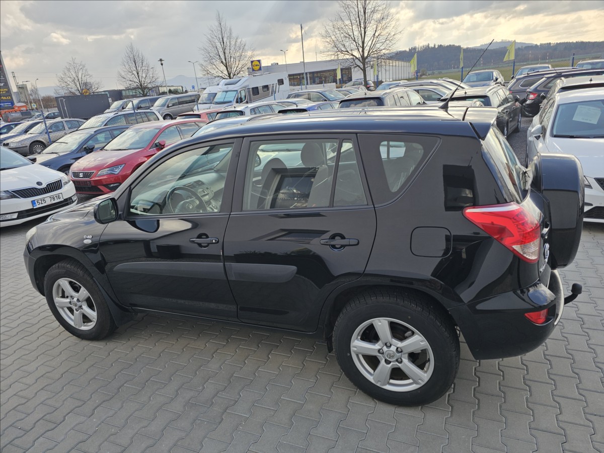 toyota-rav4-2-2-d4d-100kw-dig-klima-tz-stk - 8