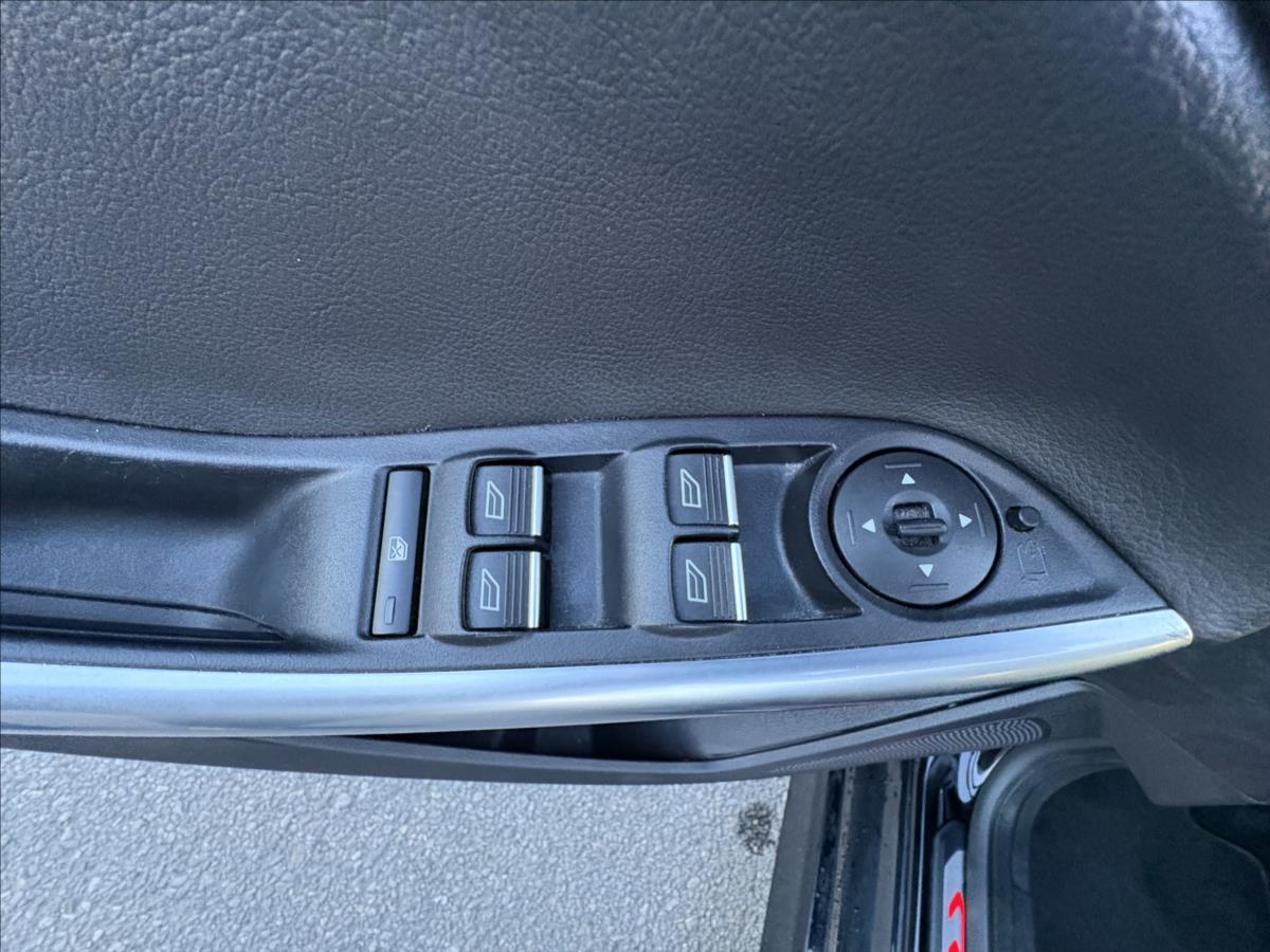 ford-focus-2-0-tdci-st-136kw-xen-sibr-nav - 4