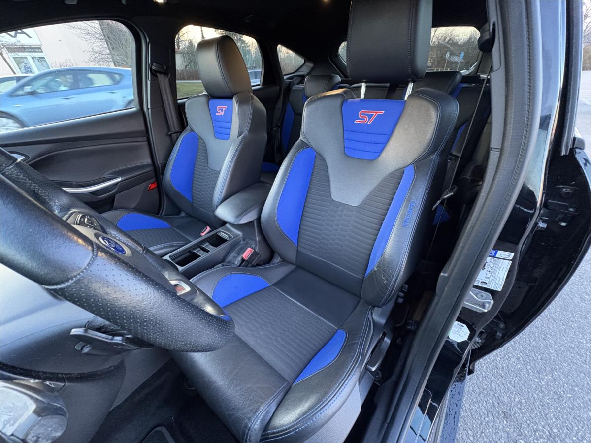 ford-focus-2-0-tdci-st-136kw-xen-sibr-nav - 9