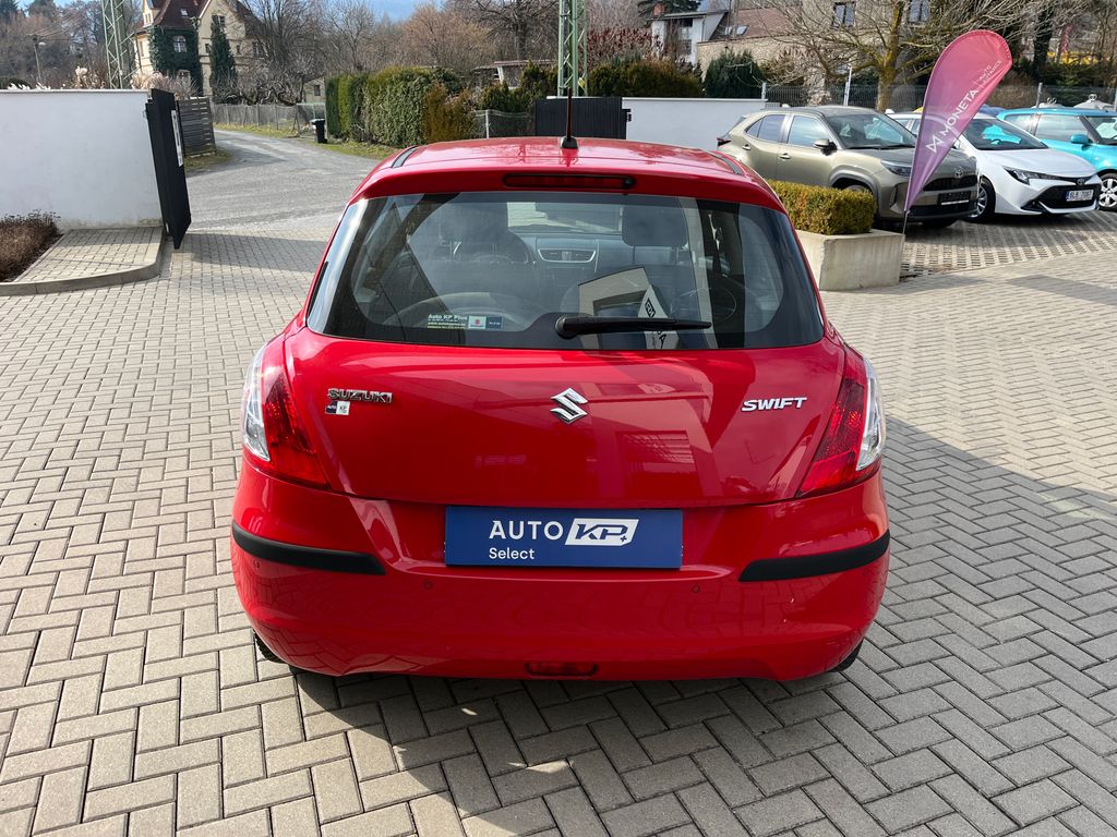suzuki-swift-1-2i-gl-ac-at-1-majitel-cr - 4