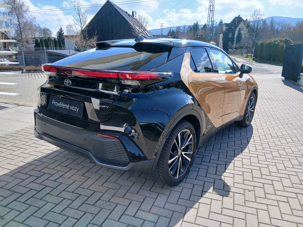 toyota-c-hr-2-0-h-4x4-executive-pe-vip-jbl - 5