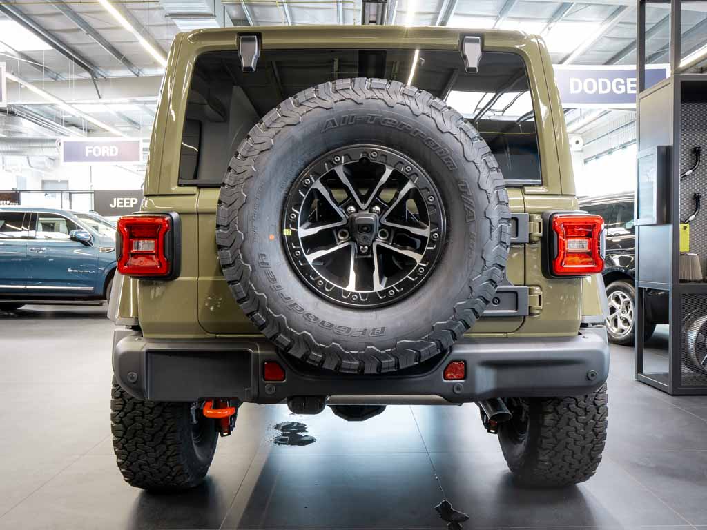 jeep-wrangler-3-6-v6-rubicon-x-navijak - 3