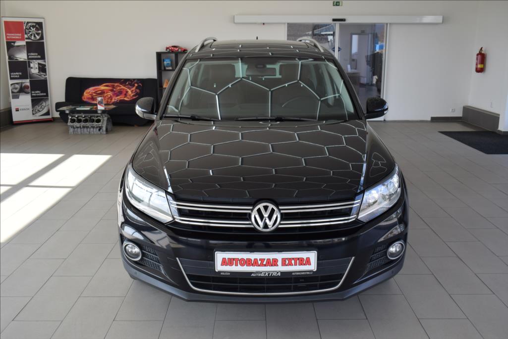 volkswagen-tiguan-1-4-tsi-1-maj-navi-kuze-pano - 1