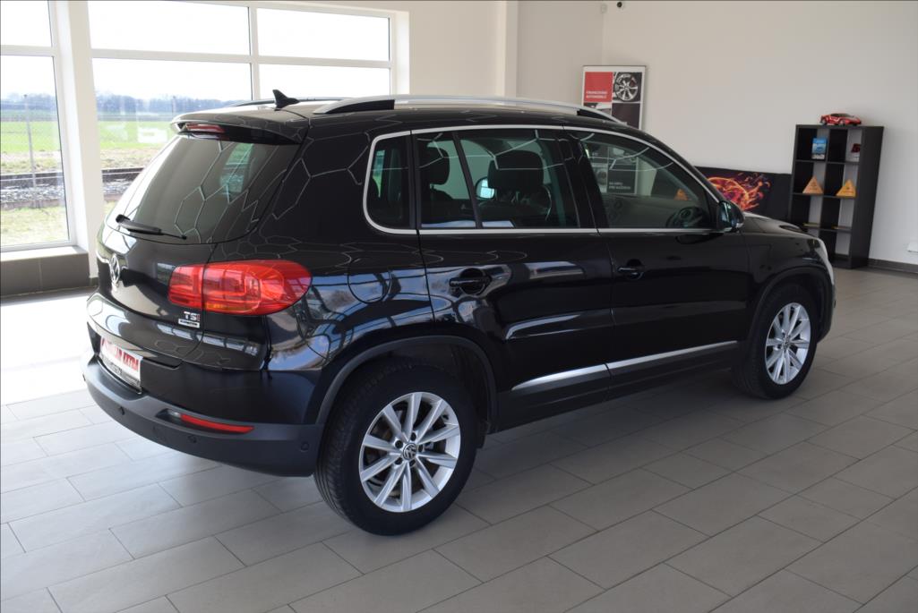 volkswagen-tiguan-1-4-tsi-1-maj-navi-kuze-pano - 5