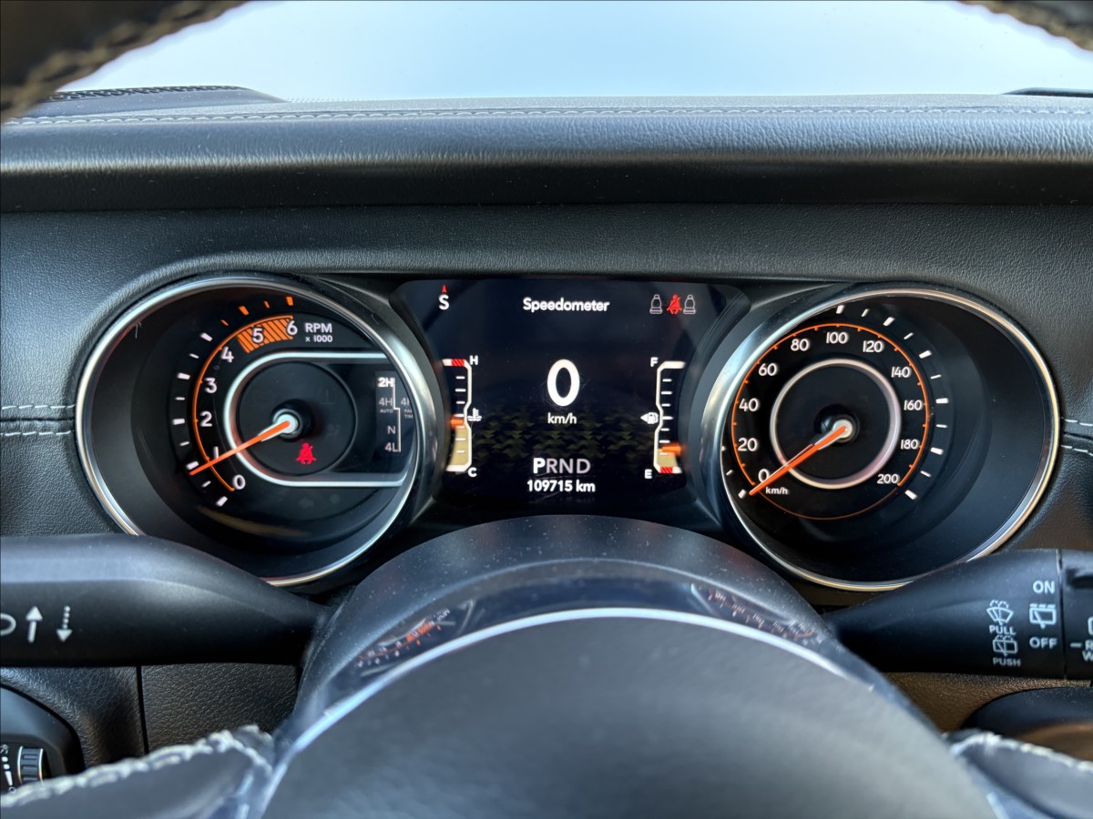 jeep-wrangler-2-1-crd147-kw-sahara-unlimited - 9