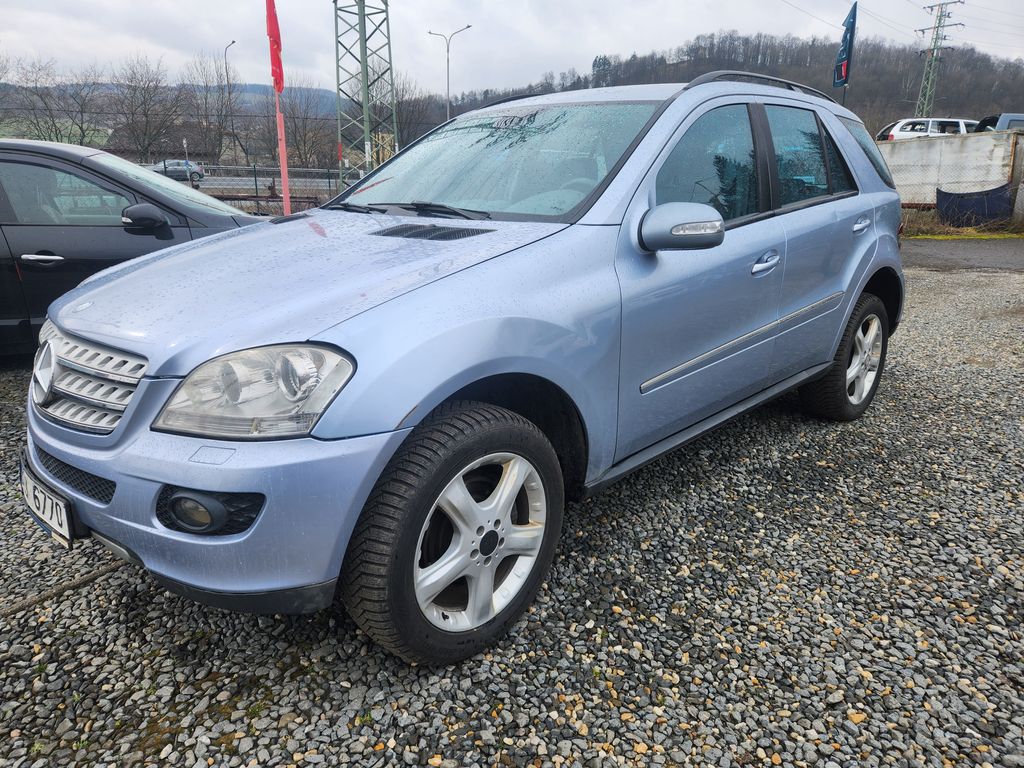 mercedes-benz-tridy-m - 2