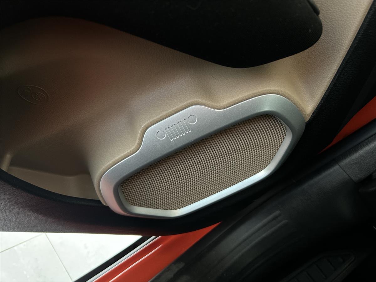 jeep-renegade-2-0-m-jet-103kw-4x4-cr-1-maj - 9