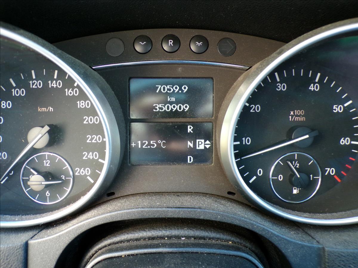 mercedes-benz-tridy-m-3-5-i-v6-ml350-taz-zar - 7