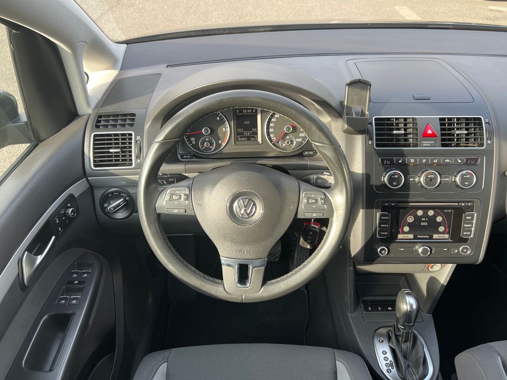volkswagen-touran-1-6-tdi-105k-comfortline - 8