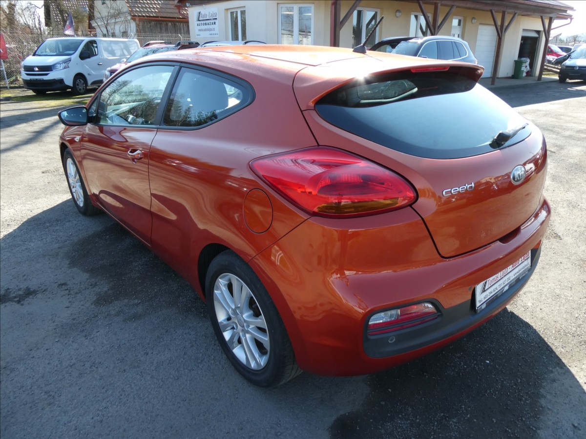 kia-ceed-1-6-gdi-99kw-emotion-2xkola - 6