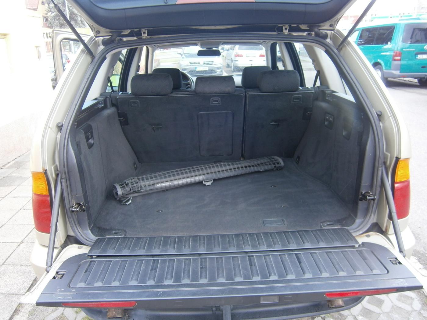 bmw-x5-3-0-170-kw-motor-lehce-klepe - 8