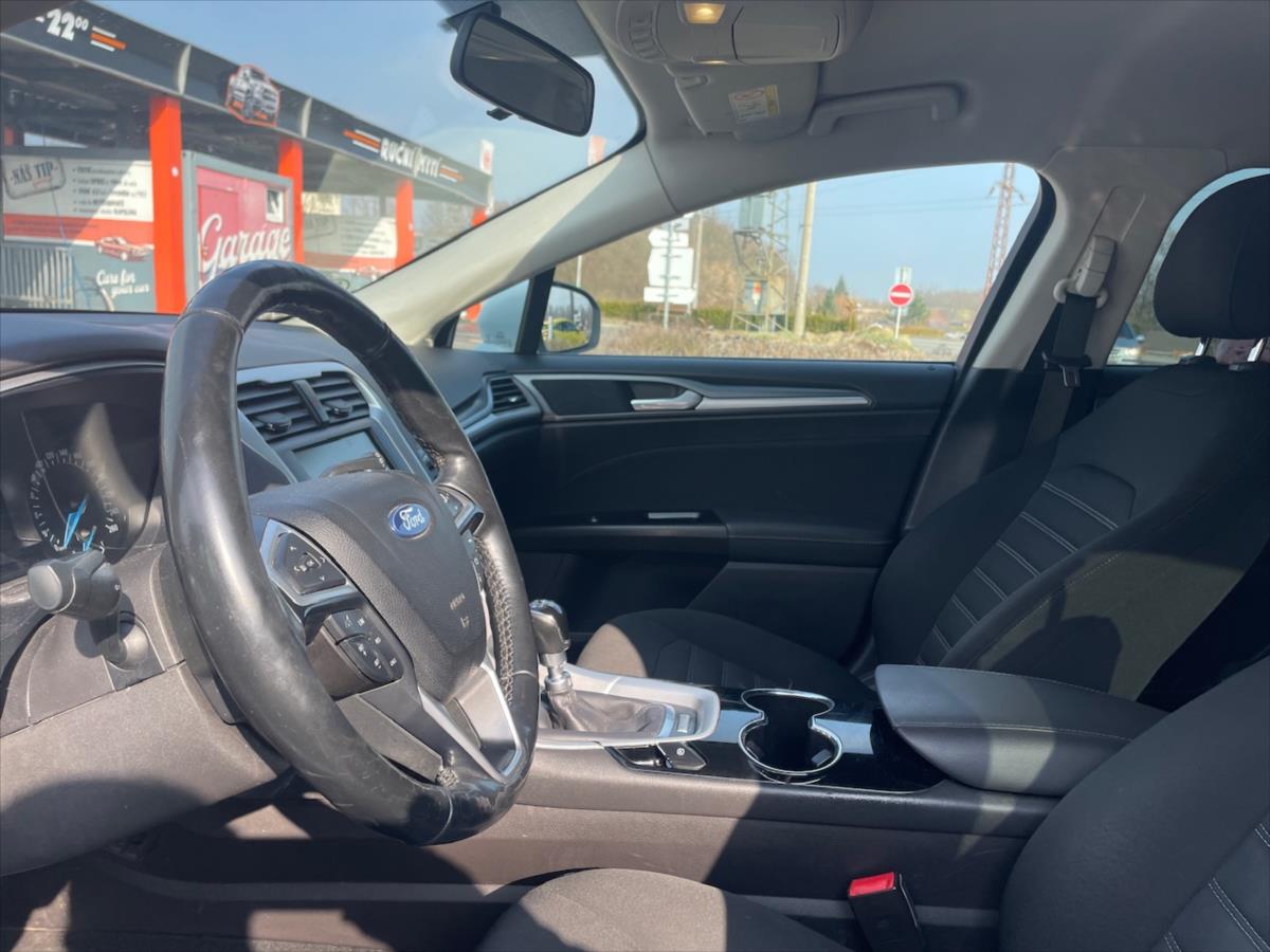 ford-mondeo-2-0-tdci-titanium - 8