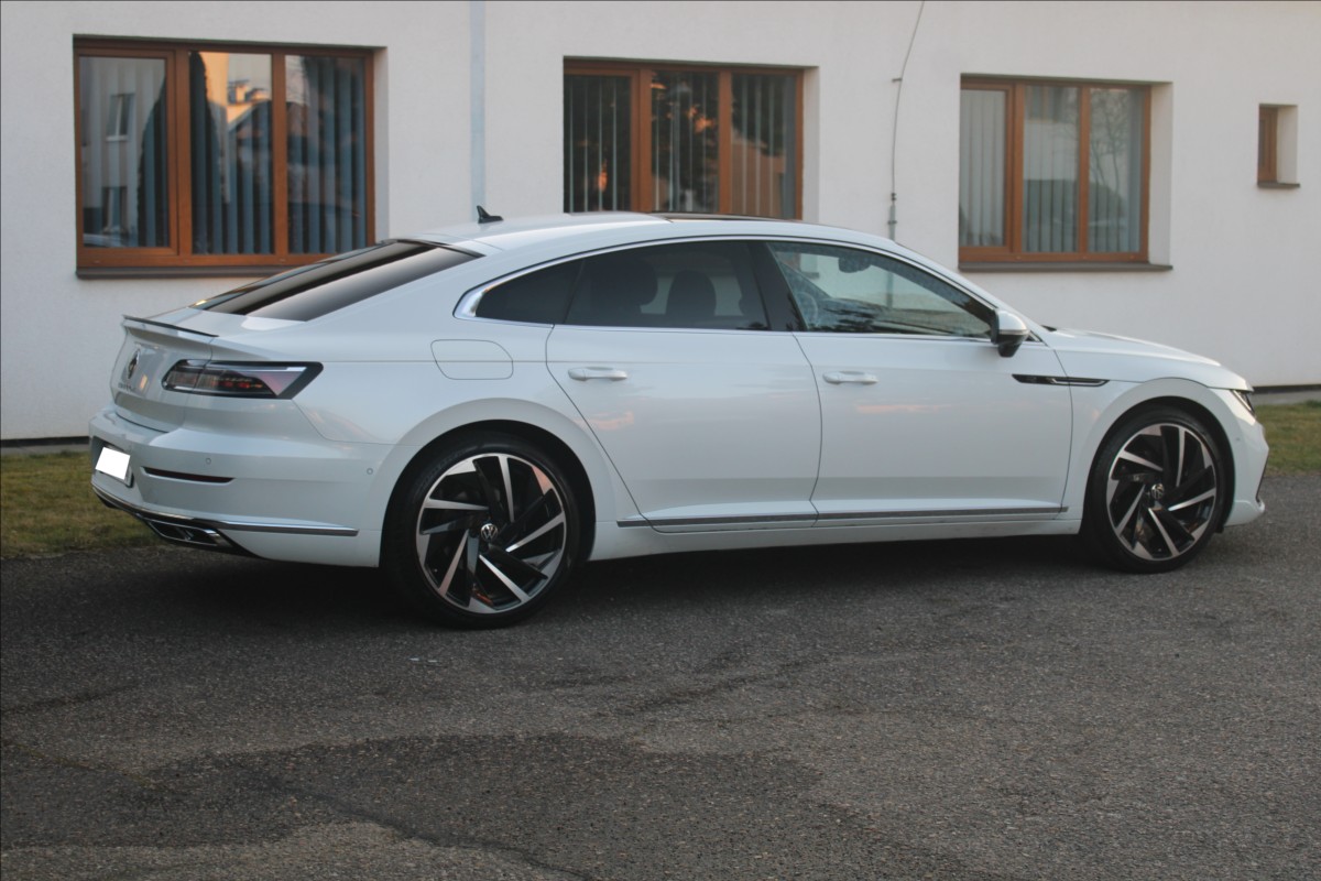 volkswagen-arteon-2-0-tdi-147kw-r-line-zaruka - 3