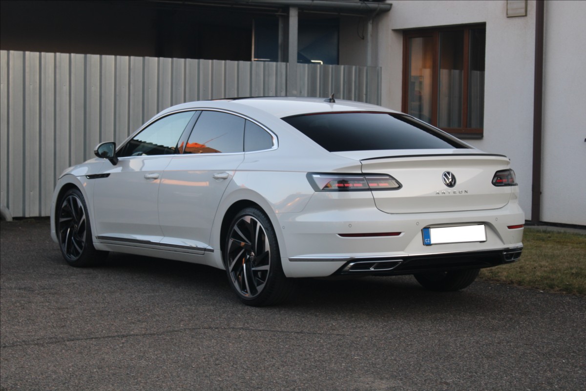 volkswagen-arteon-2-0-tdi-147kw-r-line-zaruka - 5