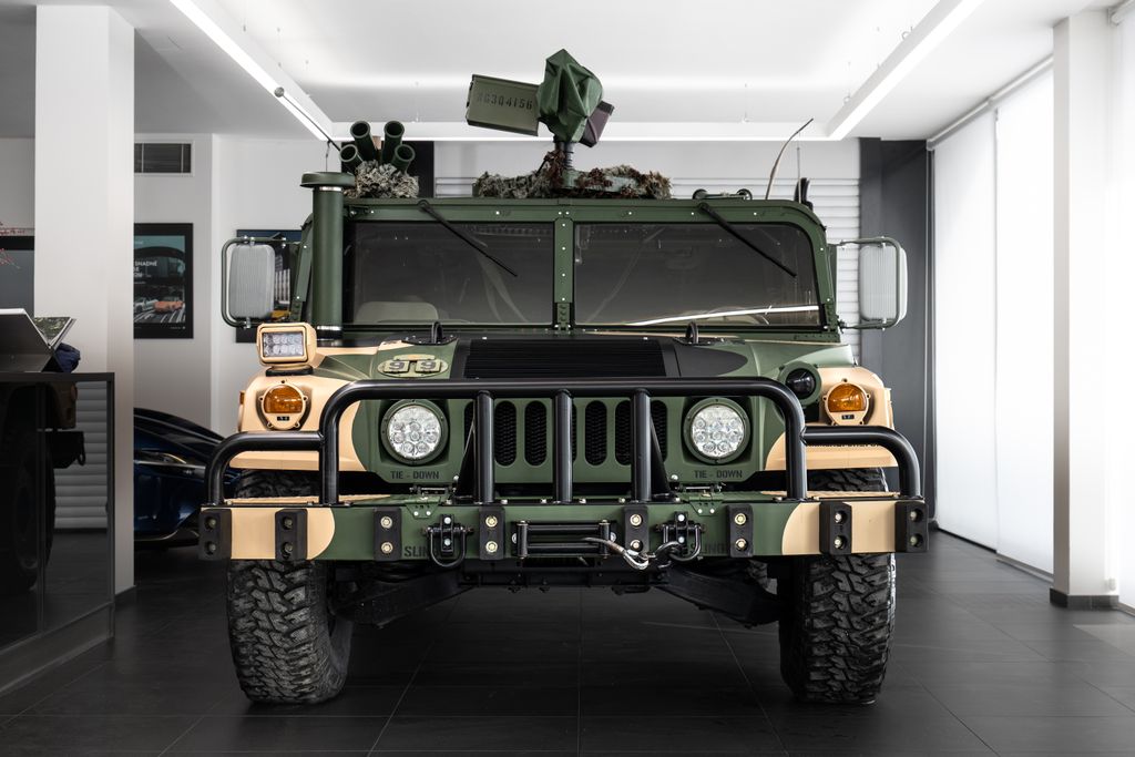 hummer-h1-parkovaci-kamera - 1